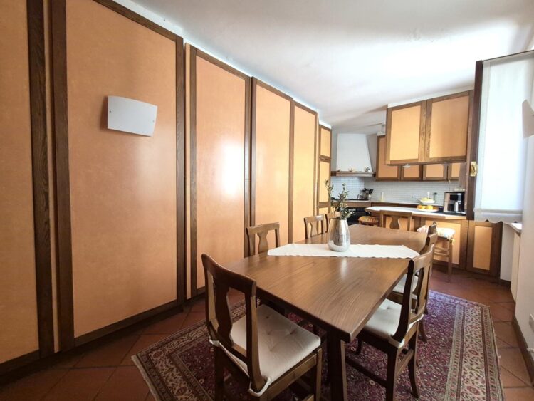 4 cucina (2) 1775815345 gallery 750x563